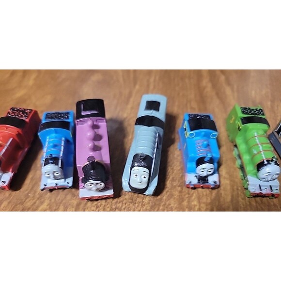 Thomas Tank and Friends Cake Toppers Trains mini miniature toys - Picture 4 of 8